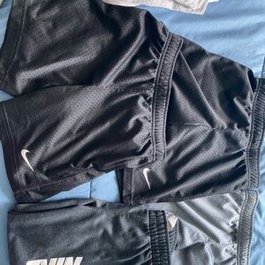 Nike boys lightly used 5T shorts